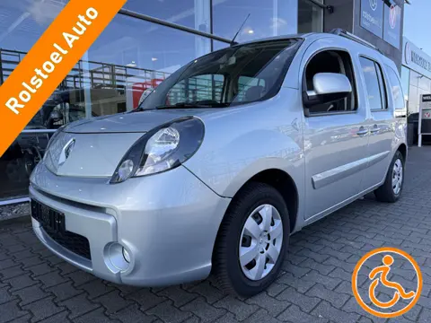 Renault Kangoo 3+1 Rolstoelauto 1.6-16V Expression (Zeer nette 3+1 Rolstoelauto met knielsysteem!)