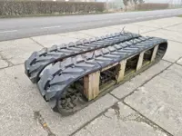 Komatsu nieuwe tracks t.b.v. PC75 tot PC88