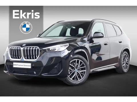 BMW X1 xDrive25e / M-Sport Pakket / Achteruitrijcamera / Stoelverwarming Voor / Trekhaak / 18'' LM D