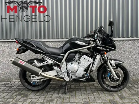Yamaha FZS 1000 FAZER (bj 2001)
