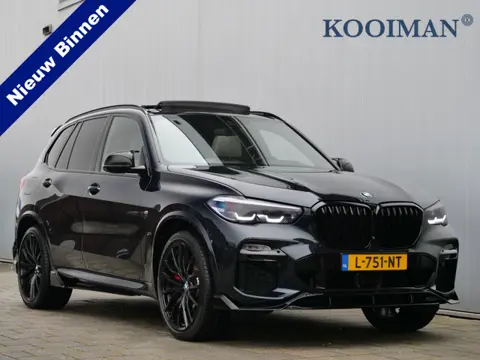 BMW X5 xDrive45e High Executive 394 Pk Automaat M-Sport / Navi / Leer / Pano-dak / Luchtvering / Sto