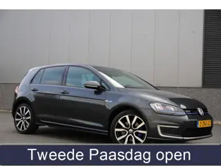 Volkswagen Golf 1.4 TSI GTE Plug In Hybrid/Leder/Cruise/Trekhaak/Camera/LED/18"