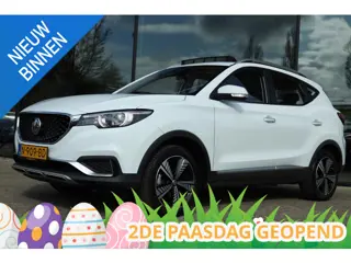 MG MG ZS EV LUXURY 45KWH | PANO | ADAPT. CRUISE | CARPLAY | CAMERA | TREKHAAK | LED | LEDER