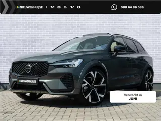 Volvo XC60 T8 Plug-in hybrid AWD Ultra Dark Executive Edition | Luchtvering | 22" | Gelamineerd Glas