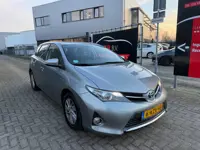 Toyota Auris 1.8 Hybrid Aspiration (bj 2013) AUT|CAM|NAVi|DEALER OH