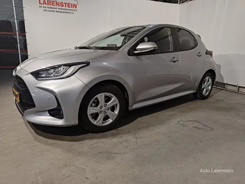 Toyota Yaris 1.5 Hybrid 116pk First Edition Carplay / A.Cam./ Adapt. Cruise C / Climate C./ Winter P
