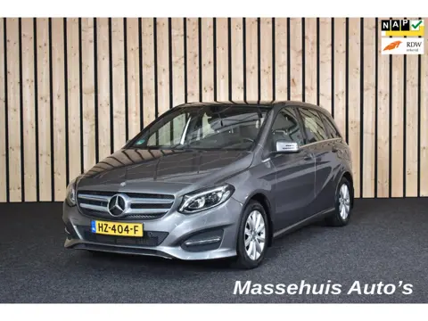 Mercedes-Benz B-klasse 180 Ambition 73dkm 2e eig. trekhaak schuifdak camera navi + nwe apk