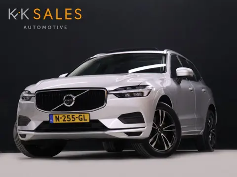 Volvo XC60 2.0 B5 Momentum Exclusive [TREKHAAK, SCHUIFKANTELDAK, MEMORY SEATS, ADAPTIVE CRUISE CONTR
