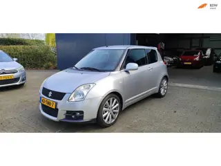 Suzuki Swift 1.6 Sport bj 2007 airco/navi