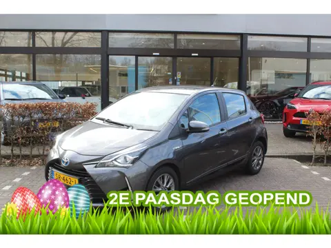 Toyota Yaris 1.5 Hybrid Design | Rijklaar | Navi | "Trekhaak" | Clima | Cruise | Dealer onderh. | Al