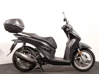 Honda SH 150 (bj 2020)