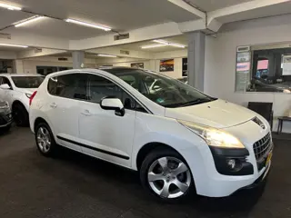 Peugeot 3008 1.6 VTi Première NIEUWE MOTOR*PANO*NAVI