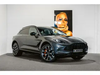 Aston Martin Dbx 4.0 V8 | Pan.dak | 360Cam. | Sportuitlaat |