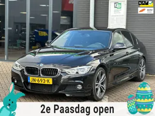 BMW 3-serie 330e/M-PAKKET/PANO-DAK/XENON/DERLONDERHOUDEN/NL-AUTO NAP!!