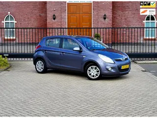 Hyundai I20 1.2i DynamicVersion / Airco / 5 drs / Nap / Elektrische ramen