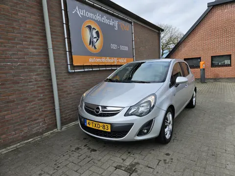 Opel Corsa 1.4-16V BlitZ (bj 2014)