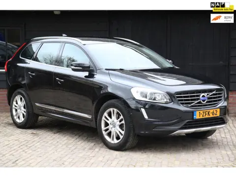 Volvo XC60 2.0 D4 FWD Summum Xenon/Leer/Navigatie/Parkeersensor/Trekhaak
