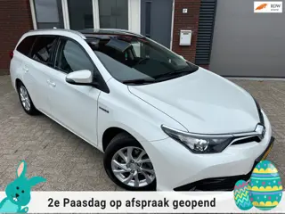 Toyota Auris 1.8 Hybrid Lease Pro / Pano / Camera / Navi / Clima / Cruise