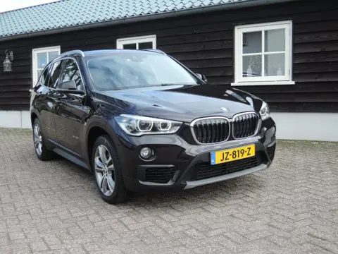 BMW X1 SDRIVE20I CENT.HI.EX