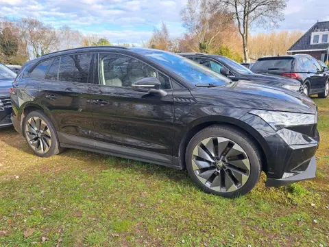 SKODA ENYAQ iV 60 Comfort Family Sport Warmtepomp Leder Stoelverw. Camera