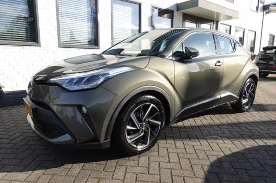 TOYOTA C-HR 2.0 HYBRID DYNAMIC Navigatie Camera Clima NL geleverd
