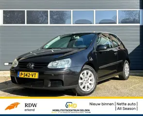 VOLKSWAGEN GOLF 1.4 FSI TRENDLINE / All season / Cruise / Climate /