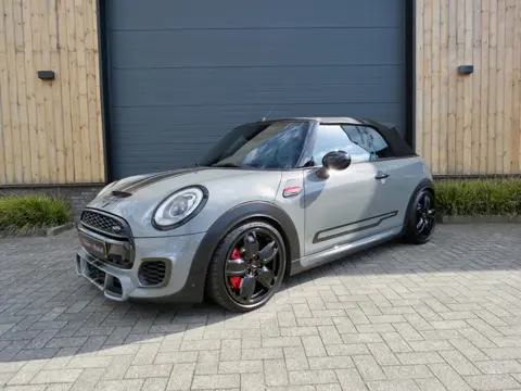 Mini Cabrio 2.0 John Cooper Works*Automaat *231 PK *Uniek