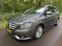 MERCEDES-BENZ B-KLASSE 180 AMBITION