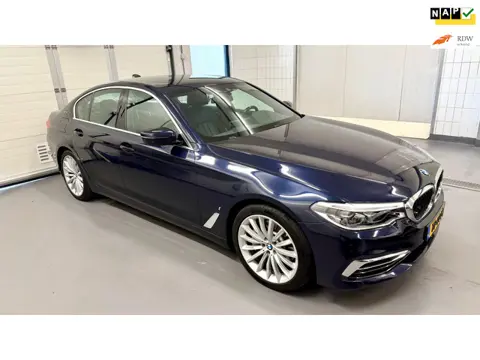 BMW 5-serie 530e iPerformance High Executive | Leder | Adaptie
