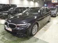 BMW 5-serie Touring 530e Business Edition Plus|Pano|Hifi|Trekhaak|Sfeerverlichting|Leder