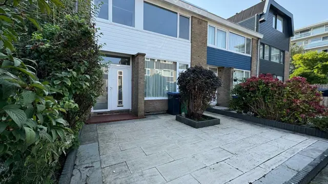 Woning aan de Maarten Lutherweg te Amstelveen