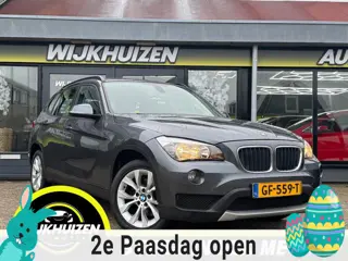 BMW X1 SDrive18i Executive Automaat met Climate !!! Leder !!! Carplay !!! Unieke km stand !!!