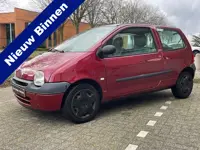 Renault Twingo 1.2 Emotion |14 MND APK TM 27/03/2027 | AIRCO (BJ 2007) EL. RAMEN BELLEN IS SNELLER T