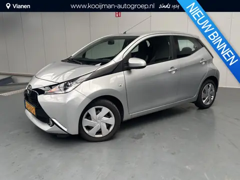 Toyota Aygo 1.0 VVT-i x-play