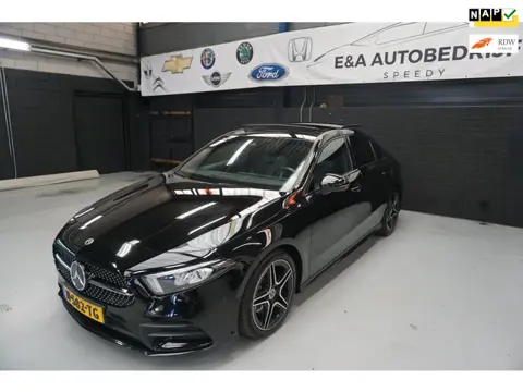 Mercedes-Benz A-klasse 180 Business Solution AMG /NAP /PANORAMA
