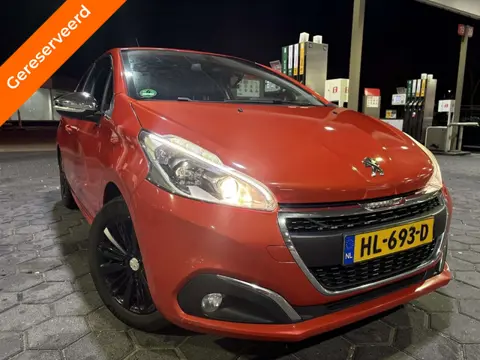 Peugeot 208 1.6 Hdi Allure Sensor Leer Clima Netjes