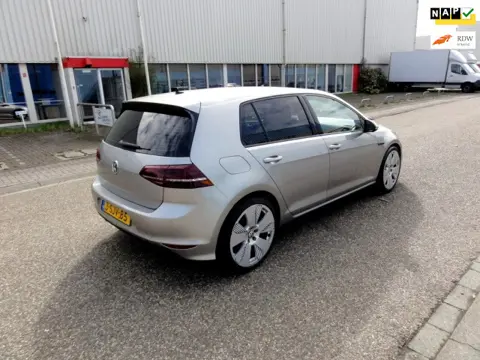 Volkswagen Golf 7, 1.6TDI Bj 2013 NAP Airco Apk 09/02/2027
