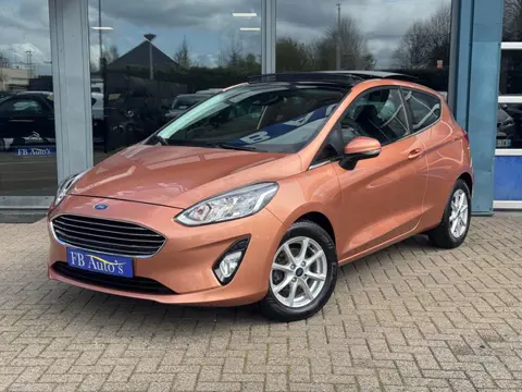 Ford Fiesta 1.0 EcoBoost Vignale Airco Cruise Panodak Automaat