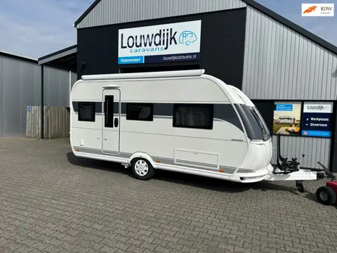 HOBBY On Tour 460 DL ’24 (Enkele Bedden, Mover, Luifel)