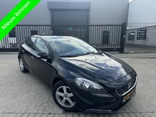 Volvo V40 2.0 D2 120PK PANO NAVI SENSOR 2015 (bj 2015)