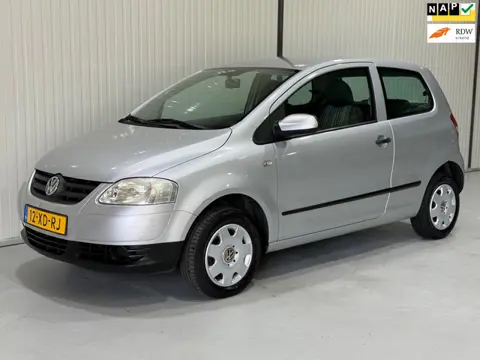 Volkswagen Fox 1.2 Trendline NWE APK - RIJDT PRIMA - ELEK. PAKKET.