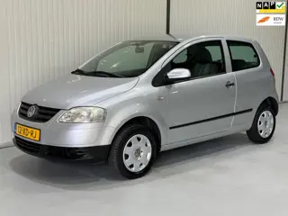 Volkswagen Fox 1.2 Trendline NWE APK - RIJDT PRIMA - ELEK. PAKKET.