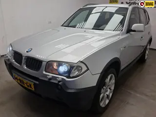 BMW X3 3.0i Executive AUTOMAAT ! 4 X 4 ! RIJD PERFECT !