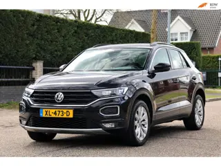 Volkswagen T-Roc 1.0 TSI Style | CARPLAY | NAVI | CLIMA | CRUISE | LED | TREKHAAK | ZEER MOOIE GOED 