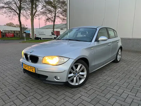 BMW 1-serie 118i High Executive 164.443km