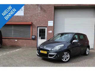 Renault Scénic 1.4 TCE Celsium NAP Trekhaak PDC Navi Cruise Airco Cruise Airco 01-27 APK