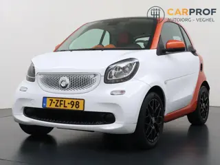 smart fortwo 1.0 Passion Navigatie | Panoramadak | Climate control | NAP | LMV |