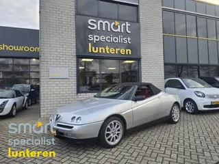 Alfa Romeo Spider 2.0-16V T.Spark in super staat!