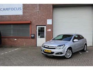Opel Astra GTC 1.8 Business 3e eigenaar NAP Cruise Trekhaak 10-26 APK Leder Airco PDC