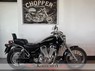 Suzuki VS 1400 Intruder .2e paasdag open van 10:30 tot 15:00 uur!